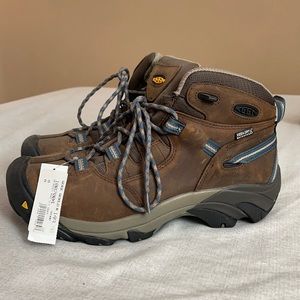 Keen waterproof boots